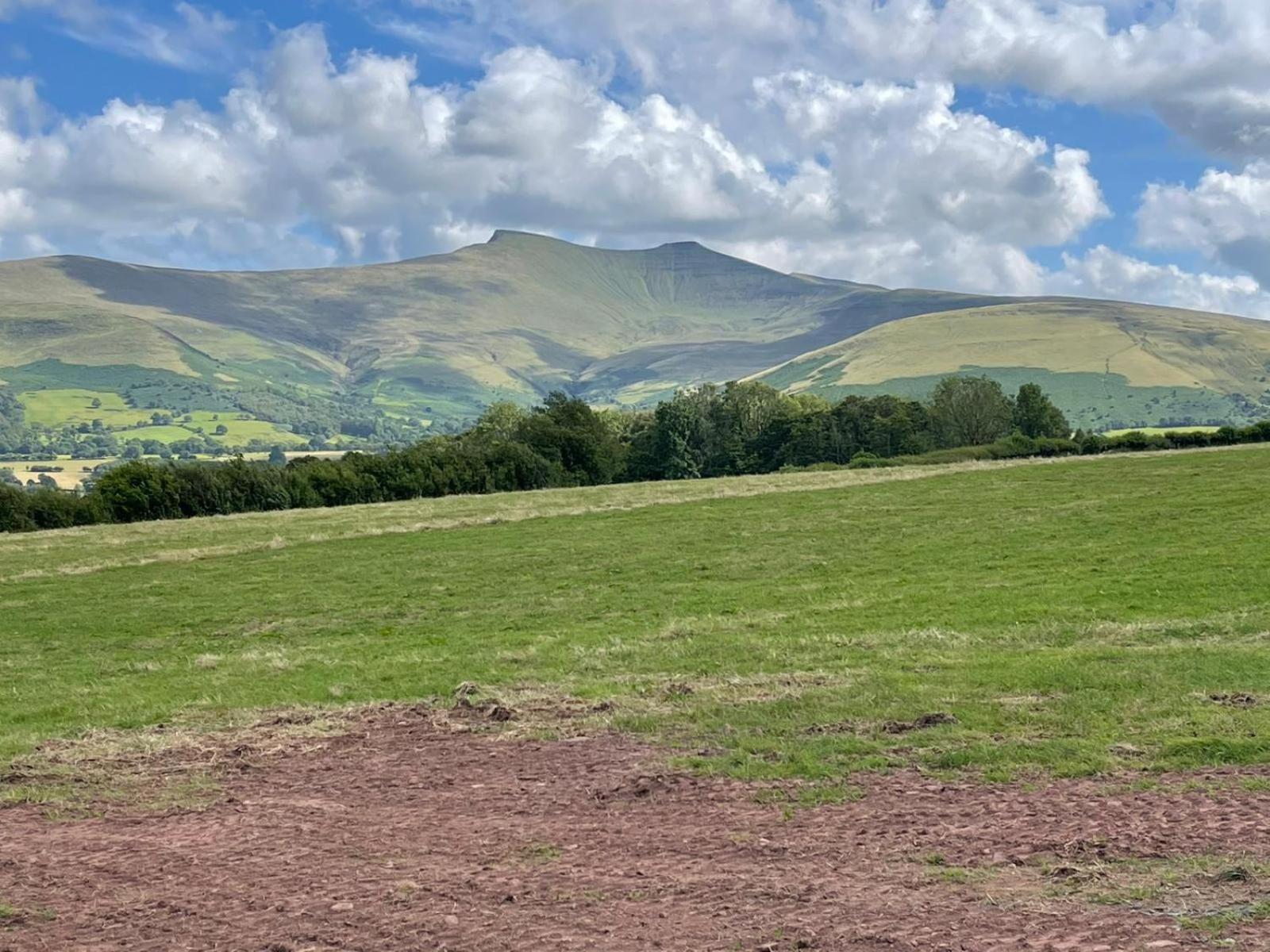 Little Cottage Of The Beacons Brecon Buitenkant foto